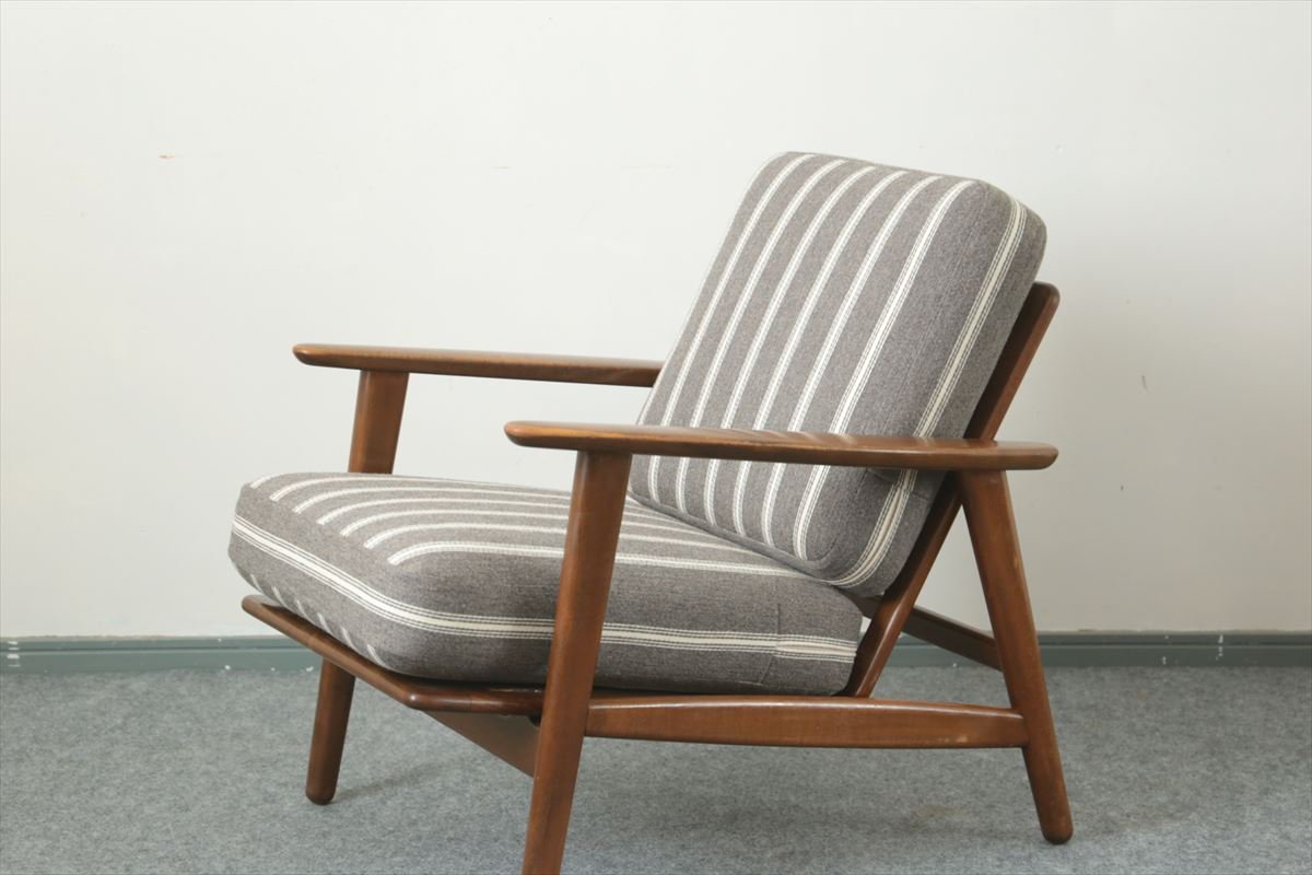 Hans J.Wegnerハンス・J・ウェグナー/１シーターソファ「GE233」(着色ビーチ/zivago・GY)/デンマーク家具/J211-11a  - 北欧アンティークとデンマーク家具の店：ハミングジョー