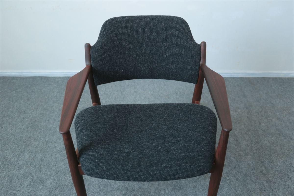 Arne Vodderアルネ・ヴォッダー/アームチェアー（ローズウッド