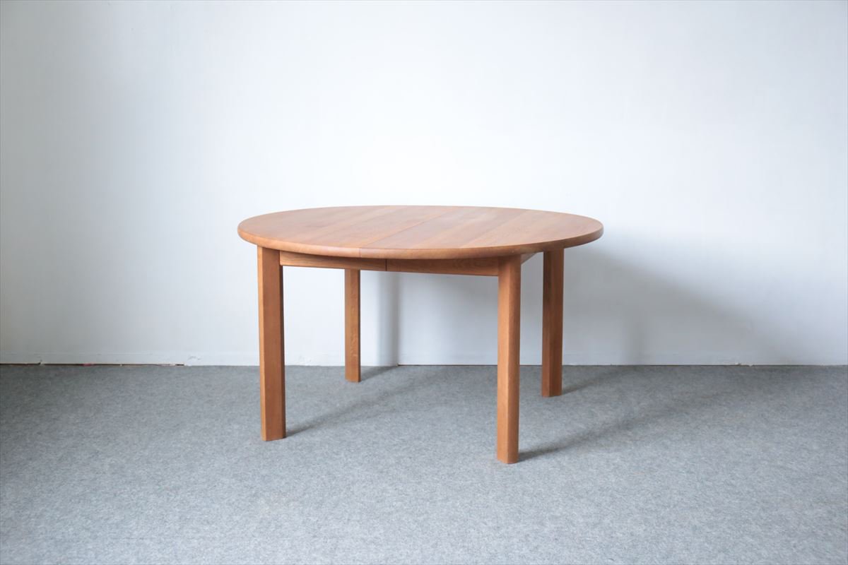 サイドテーブル北欧デンマーク製 ラウンドテーブル Φ58cm  サイドテーブル 白 オーク材脚