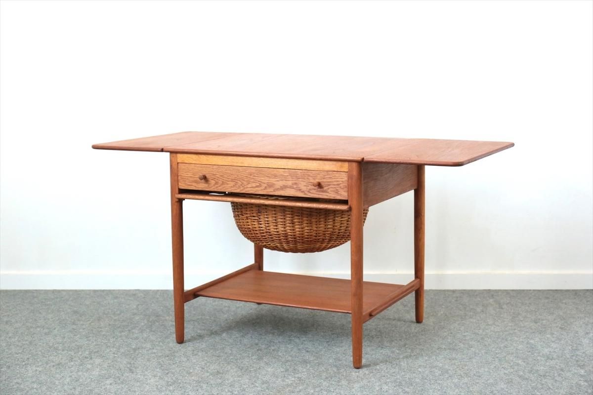 Hans J.Wegnerハンス・J・ウェグナー/ソーイングテーブル「AT33