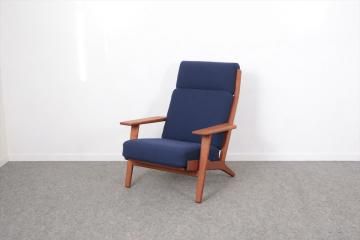 Hans J.Wegner(ハンス・J・ウェグナー) - 北欧アンティークと Hans J.Wegner(ハンス・J・ウェグナー) - 北欧アンティークと