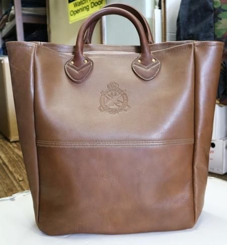 HINSON TOTE Ice-Carrier - TRAVIS