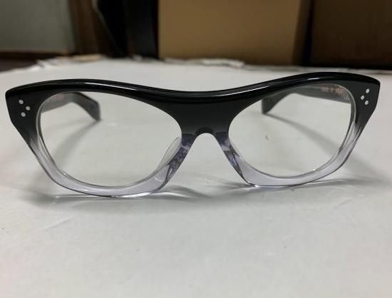 クッシュマン ROY ORBISON モデルサングラス ブラックフレーム ハーフ