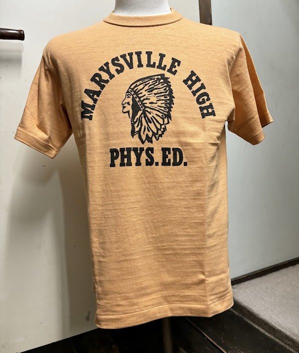 ウエアハウス Lot 4601 MARYSVILLE HIGH プリントTシャツ - TRAVIS