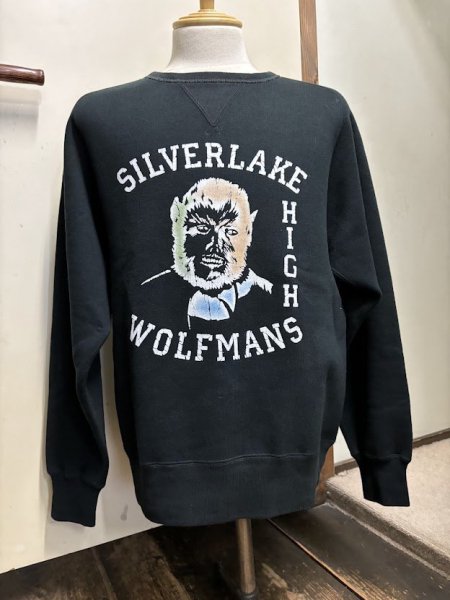 <img class='new_mark_img1' src='https://img.shop-pro.jp/img/new/icons15.gif' style='border:none;display:inline;margin:0px;padding:0px;width:auto;' />JELADO Wolf Man Sweat Shirt