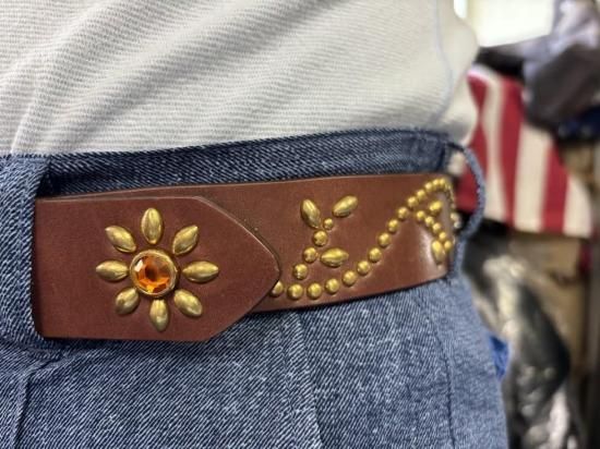 コリンボ JEWEL STUDDED LEATHER BELT 40mm Flower Pattern