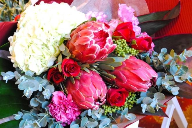 退職祝い 送別会に かっこいい 花束 退職祝い 送別会に 名古屋の花屋ゴールデンチャイルドガーデン