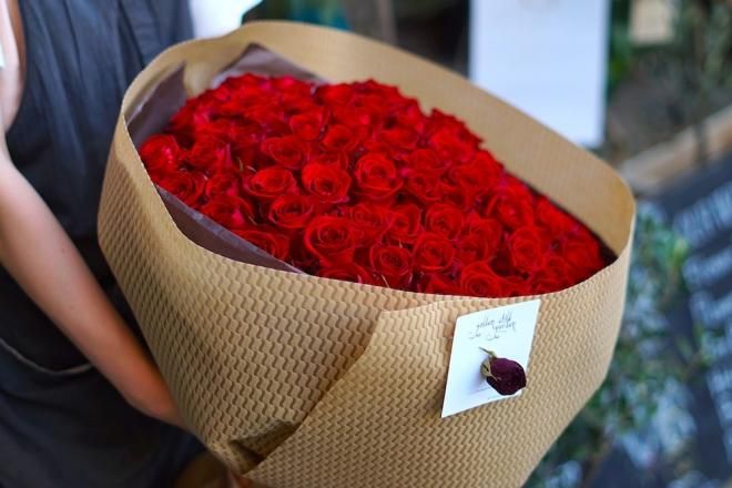 プロポーズに108本のバラの花束｜名古屋の花屋 ゴールデン