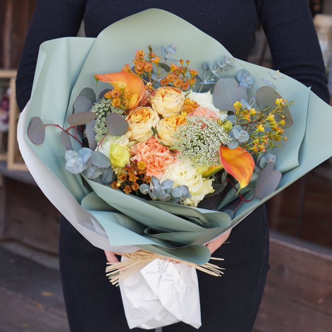 ビタミンカラーで一味違った大人ブーケ｜名古屋の花屋ゴールデン