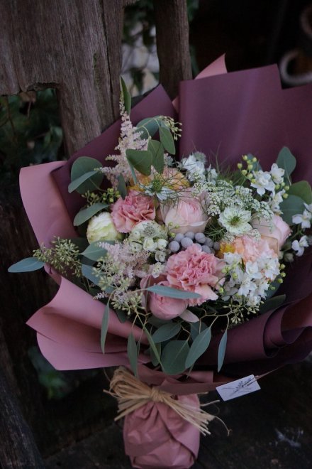 王道ピンクのふんわりかわいい花束 名古屋の花屋ゴールデンチャイルドガーデン