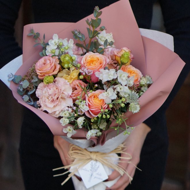 退職祝・送別会に女性に贈る人気no.1ピンクの花束｜名古屋の花屋ゴールデンチャイルドガーデン