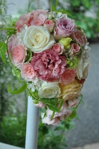 ピンクメインのかわいいブーケ 名古屋の花屋ゴールデンチャイルドガーデン ピンクメインのかわいいブーケ 名古屋の花屋ゴールデンチャイルドガーデン