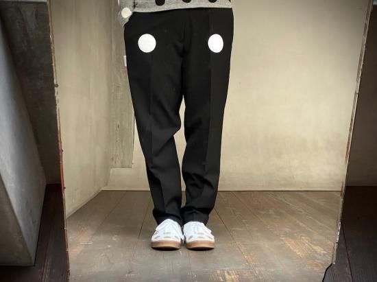 春夏パンツ。スラックスを着くずす。CHICKENNOT。SKATEABLE SLACKS