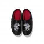 <img class='new_mark_img1' src='https://img.shop-pro.jp/img/new/icons1.gif' style='border:none;display:inline;margin:0px;padding:0px;width:auto;' />BlackEyePatch<br>�֥�å������ѥå�<br>SATIN DRAGON SUBU SANDALS 12