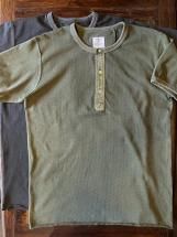 <img class='new_mark_img1' src='https://img.shop-pro.jp/img/new/icons6.gif' style='border:none;display:inline;margin:0px;padding:0px;width:auto;' />HOUSTON : Cotton Mesh Henley-neck Tee