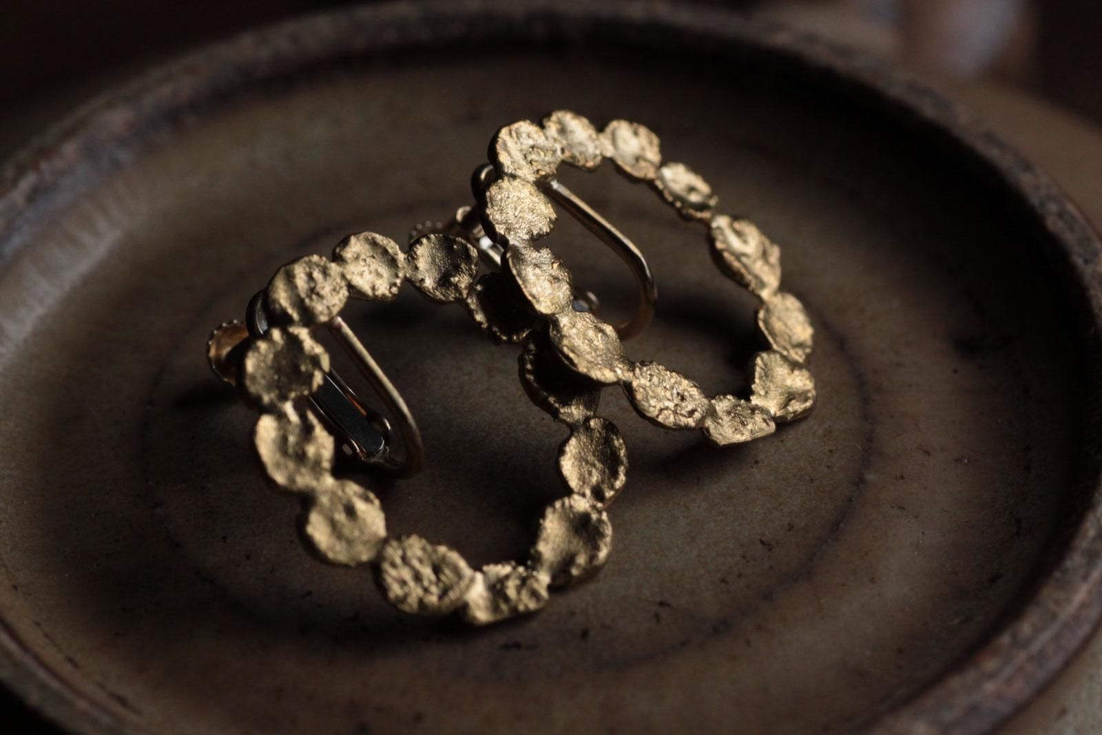 【きなこ】accessories mau　丸ブラスピアス mau まるまる イヤリングbrass - manufact jam 楓 OnlineStore