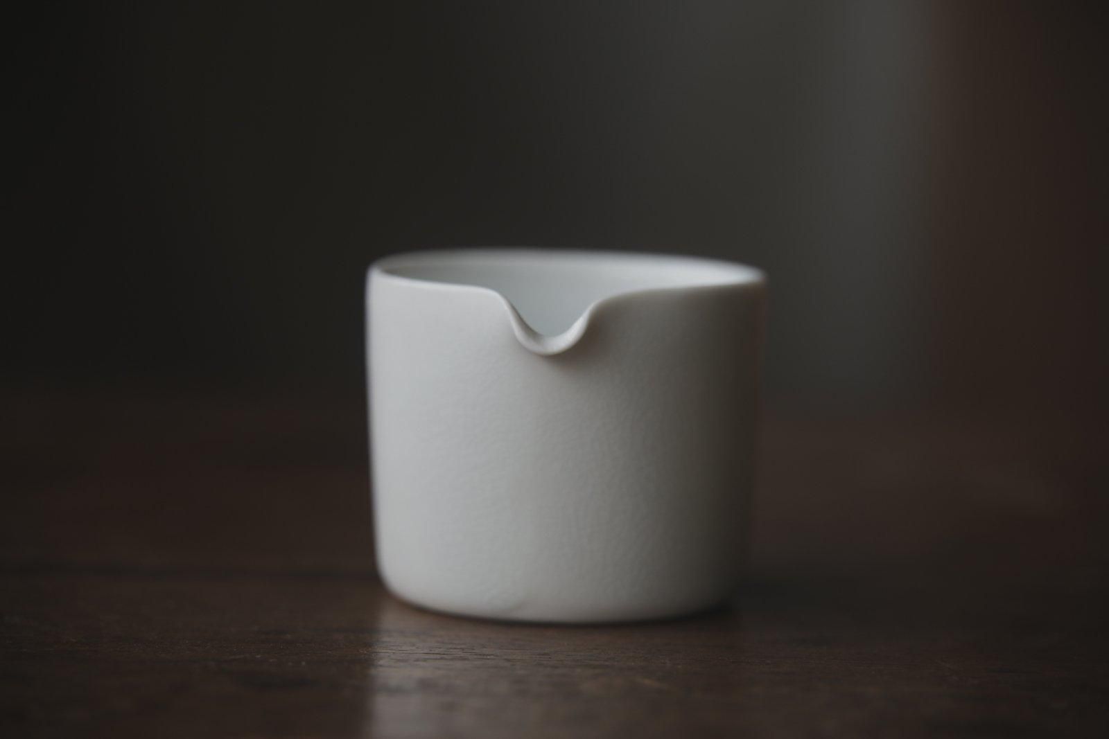 白磁ビーカー - manufact jam 楓 OnlineStore うつわと生活用品