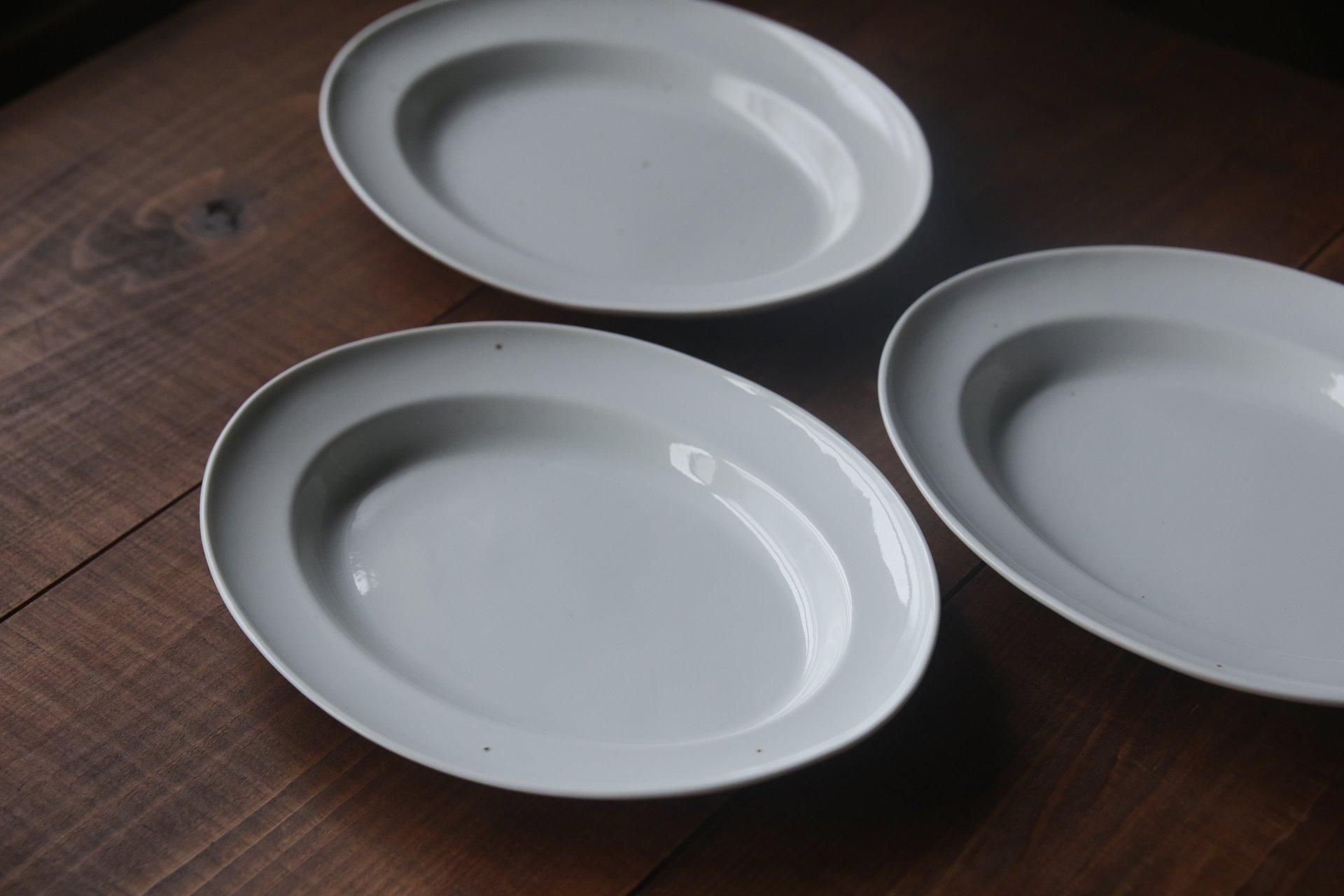 東屋 白吉（白磁楕円皿） - manufact jam 楓 OnlineStore