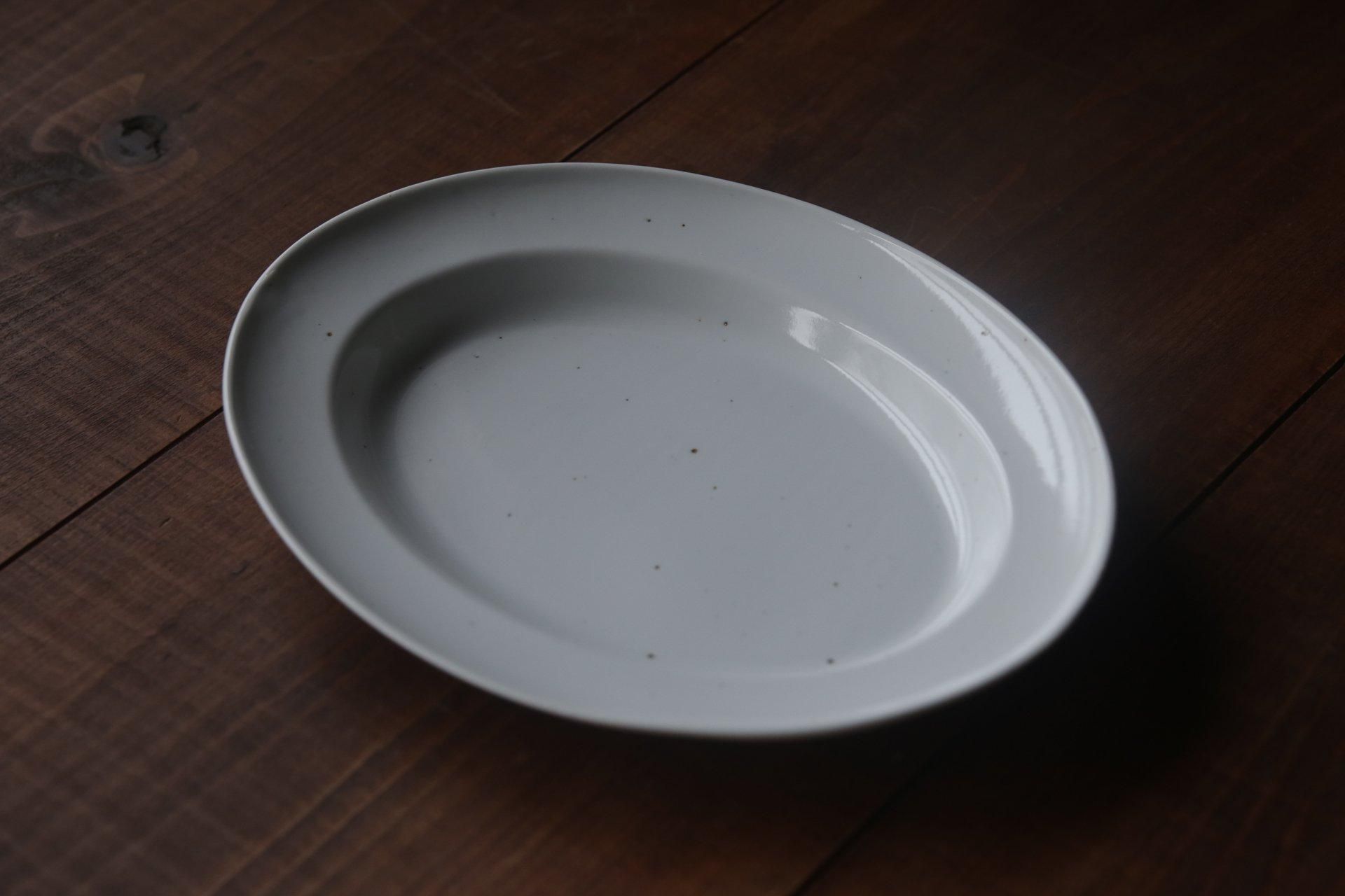 東屋 白吉（白磁楕円皿） - manufact jam 楓 OnlineStore