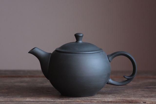 東屋 丸急須（後手） - manufact jam 楓 OnlineStore うつわと生活用品