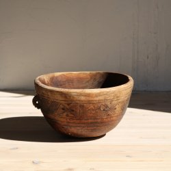 <img class='new_mark_img1' src='https://img.shop-pro.jp/img/new/icons20.gif' style='border:none;display:inline;margin:0px;padding:0px;width:auto;' />Vintage Wooden Bowl Tuareg 01