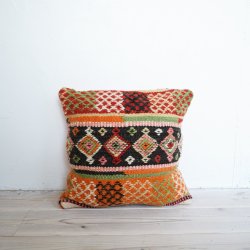 Old boujad pillow  01
