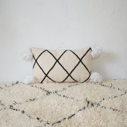 Beniouarain kilim pillow SS 05