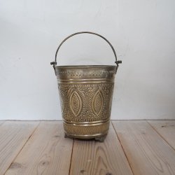 <img class='new_mark_img1' src='https://img.shop-pro.jp/img/new/icons1.gif' style='border:none;display:inline;margin:0px;padding:0px;width:auto;' />Vintage Morocco METAL BUCKET- B
