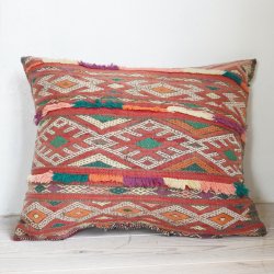 Old Kilim cushion 001