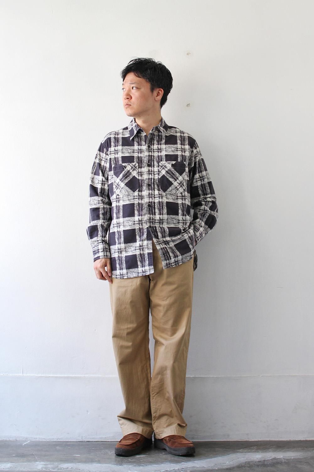 Type 45 Chino Trousers -New Edition- - Bricklayer *A vontade