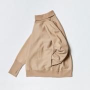 <img class='new_mark_img1' src='https://img.shop-pro.jp/img/new/icons8.gif' style='border:none;display:inline;margin:0px;padding:0px;width:auto;' />Turtle Neck Sweat L/S