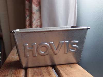 Hovisのブレッドティン- 英国カントリー雑貨「インテリア雑貨の