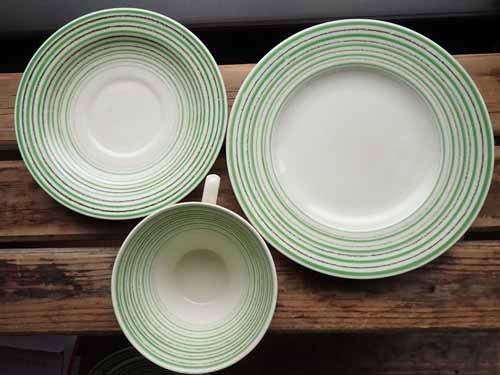 英国 スージークーパー グレイリーフ オーバル プラター 大皿 楕円 英国 スージークーパー グレイリーフ オーバル プラター 大皿 楕円