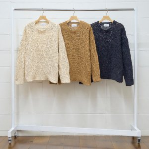 UNUSED アンユーズド Gourd pattern hand-knitted crewneck sweater. US2336
