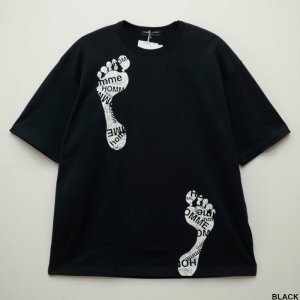<img class='new_mark_img1' src='https://img.shop-pro.jp/img/new/icons50.gif' style='border:none;display:inline;margin:0px;padding:0px;width:auto;' />COMME des GARCONS HOMME コムデギャルソン オム 綿天竺 製品プリント S/S Tシャツ HK-T023-051