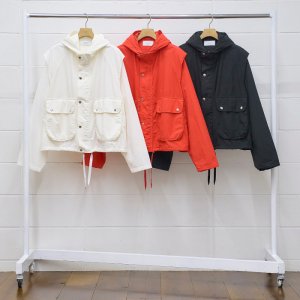 <img class='new_mark_img1' src='https://img.shop-pro.jp/img/new/icons1.gif' style='border:none;display:inline;margin:0px;padding:0px;width:auto;' />UNUSED アンユーズド Hooded jacket US2397