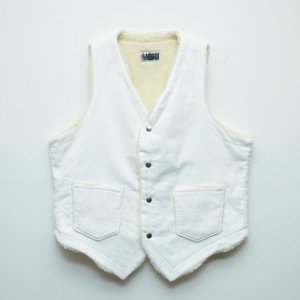 <img class='new_mark_img1' src='https://img.shop-pro.jp/img/new/icons1.gif' style='border:none;display:inline;margin:0px;padding:0px;width:auto;' />CLASS 饹 LONG SLAB CORDUROY VEST CCEA08UNI A