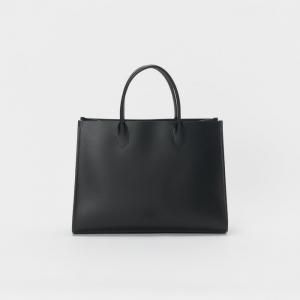 新品✨ Hender Scheme ショルダーバッグ 牛革 エンボス加工 黒 Hender Scheme(エンダースキーマ) ショルダーバッグ(メンズ