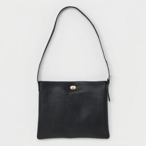 <img class='new_mark_img1' src='https://img.shop-pro.jp/img/new/icons50.gif' style='border:none;display:inline;margin:0px;padding:0px;width:auto;' />Hender Scheme  twist buckle bag M ĥȥХåХå M ur-rb-tbm