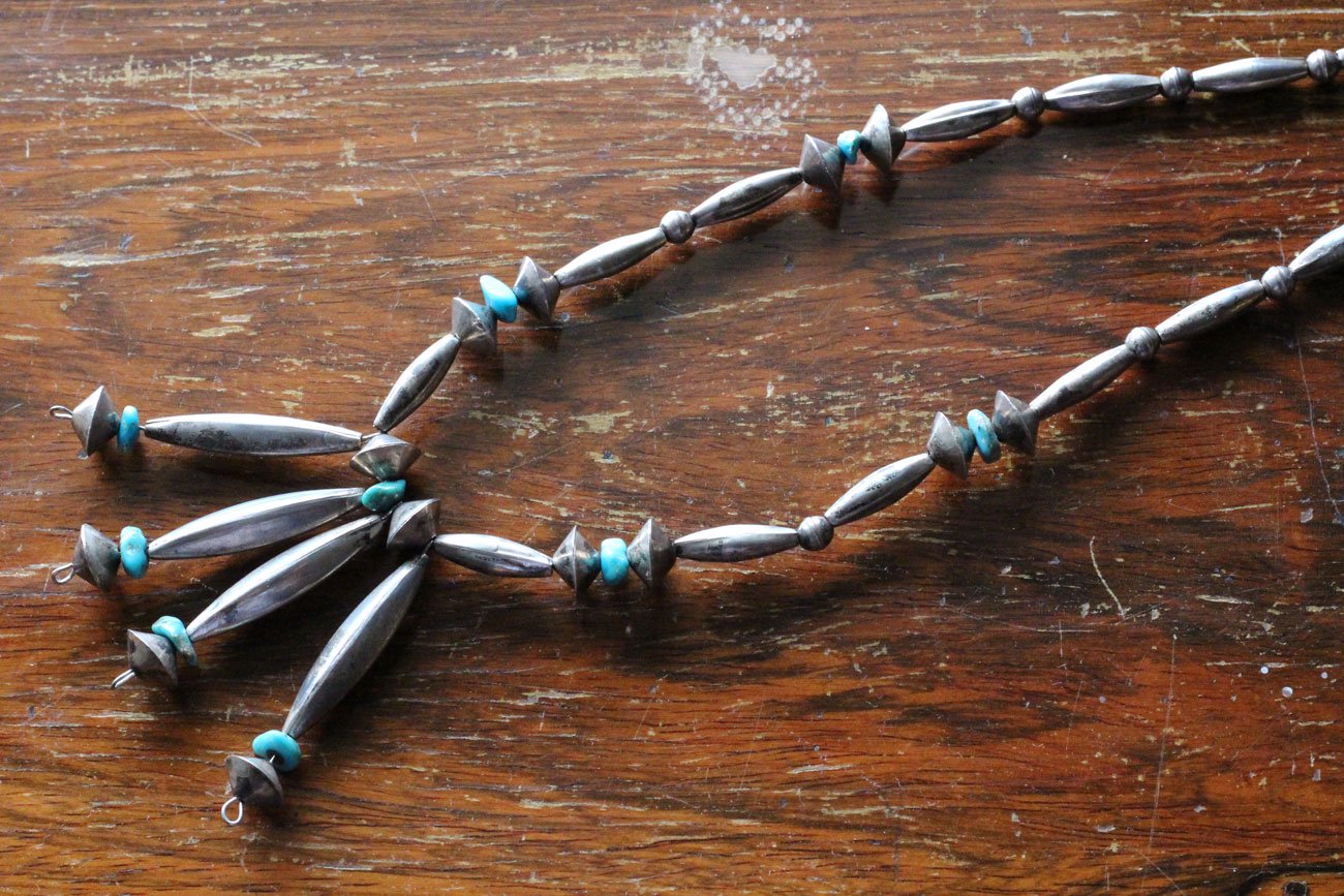 WALL -CRAFT & ANTIQUE- アンティーク / インディアンジュエリー / Antique Navajo Silver &  Turquoise Beads Necklace