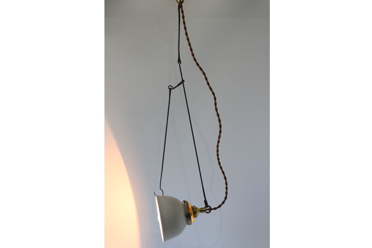 WALL -CRAFT & ANTIQUE- 猿山修 / 自在鉤白磁シェード一式 / shade-a with adj. lighting hook  (SO_005)