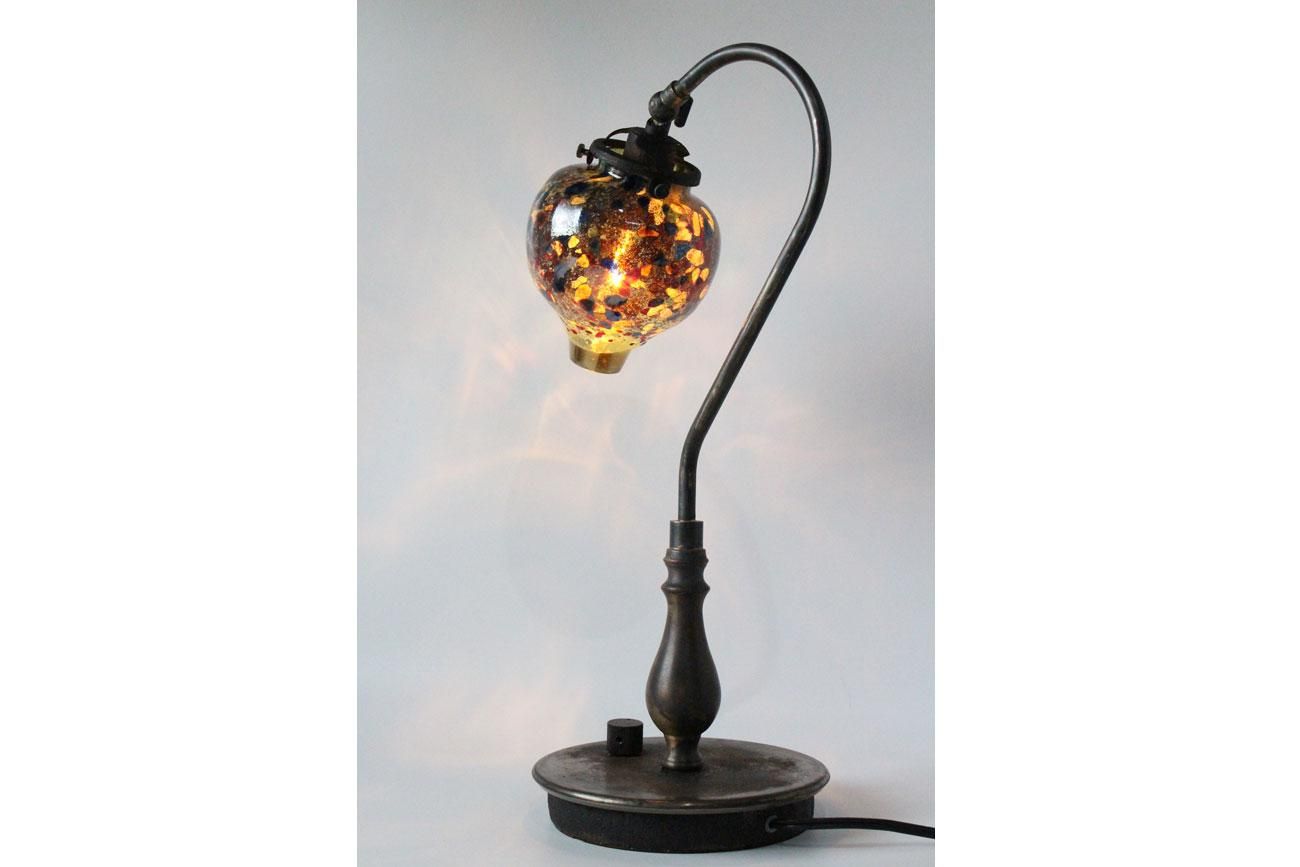 ガラスシェード　テーブルライト USAヴィンテージマーブルクランベリーのミルクガラスシェードテーブル