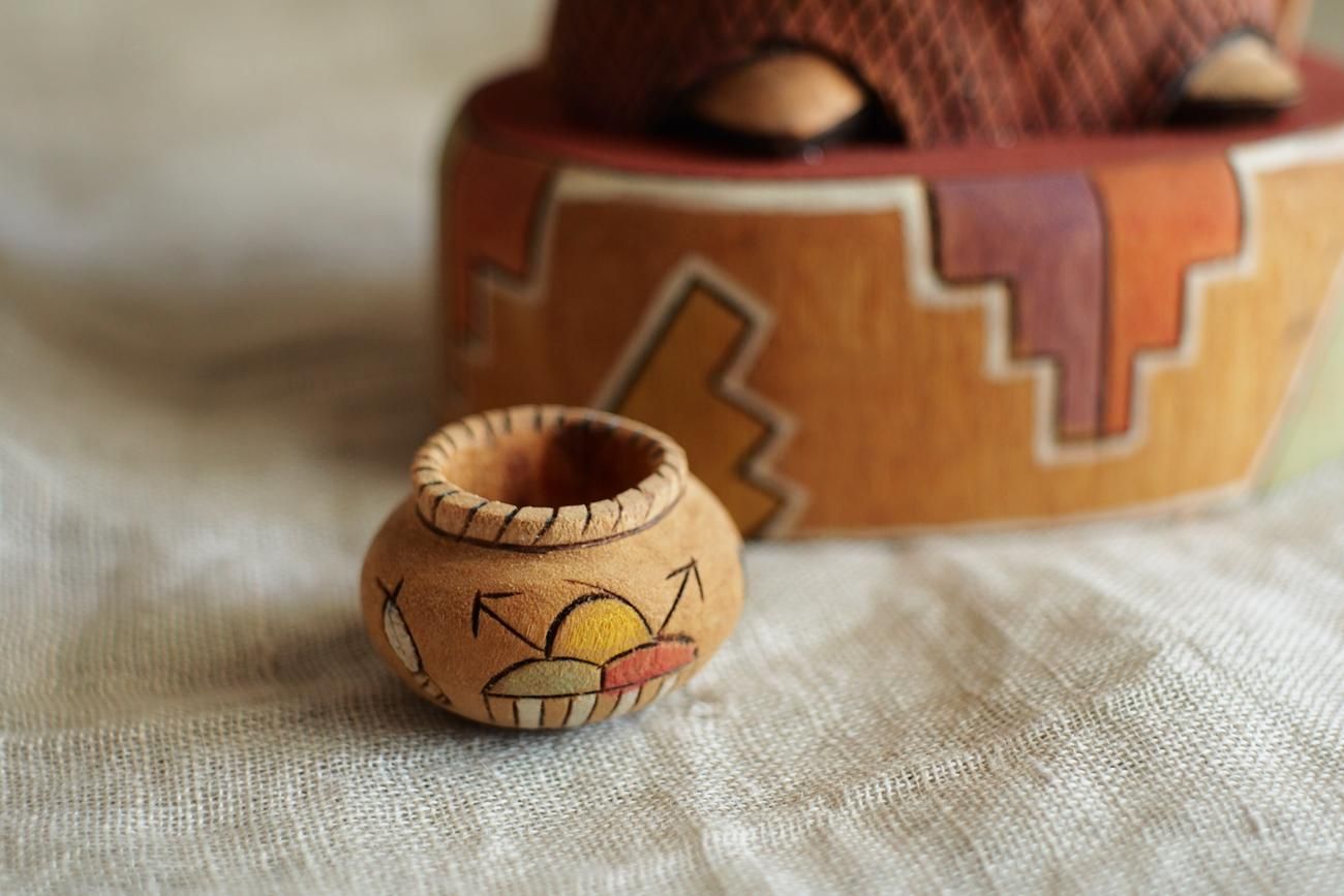 WALL -CRAFT & ANTIQUE- ネイティブアメリカン / ホピ族 カチナドール