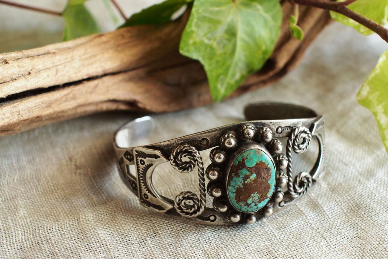 WALL -CRAFT & ANTIQUE- アンティーク / インディアンジュエリー