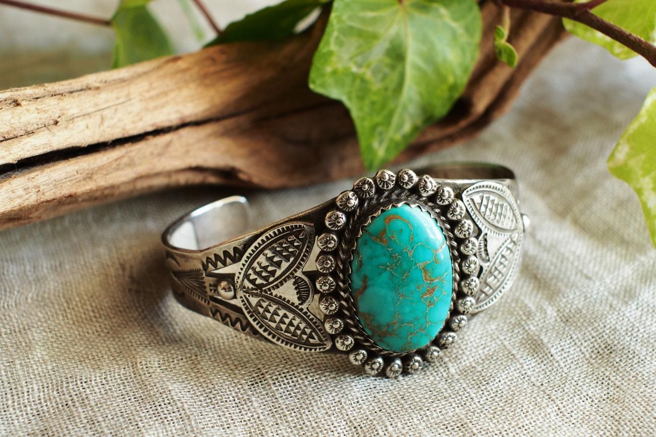 WALL -CRAFT u0026 ANTIQUE- アンティーク / インディアンジュエリー / Antique Wire Work Turquoise  Bracelet (VIJ_23)