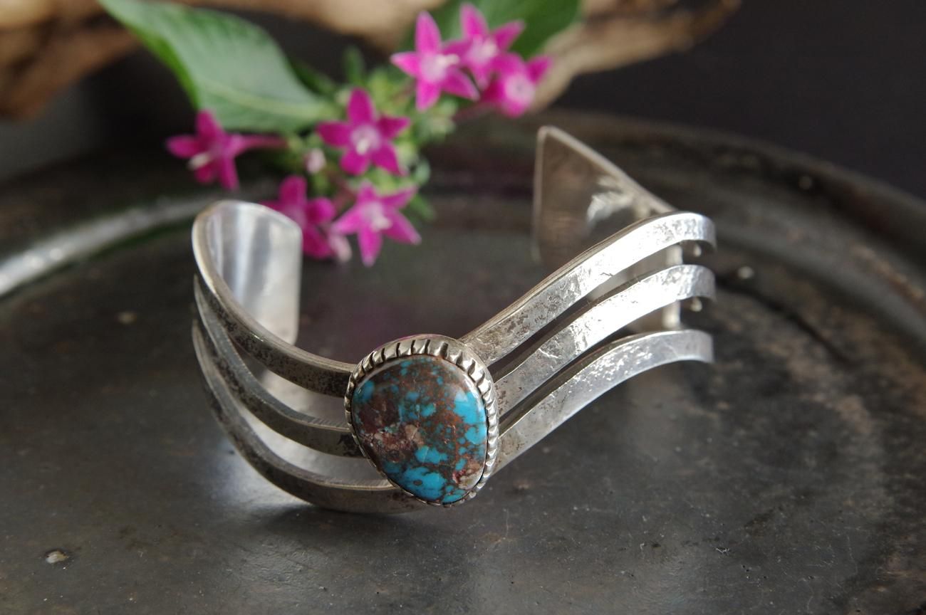AMERICAN JEWELLERY COLLECTIONS 小売版 WALL -CRAFT & ANTIQUE- インディアンジュエリー / Kee Yazzie