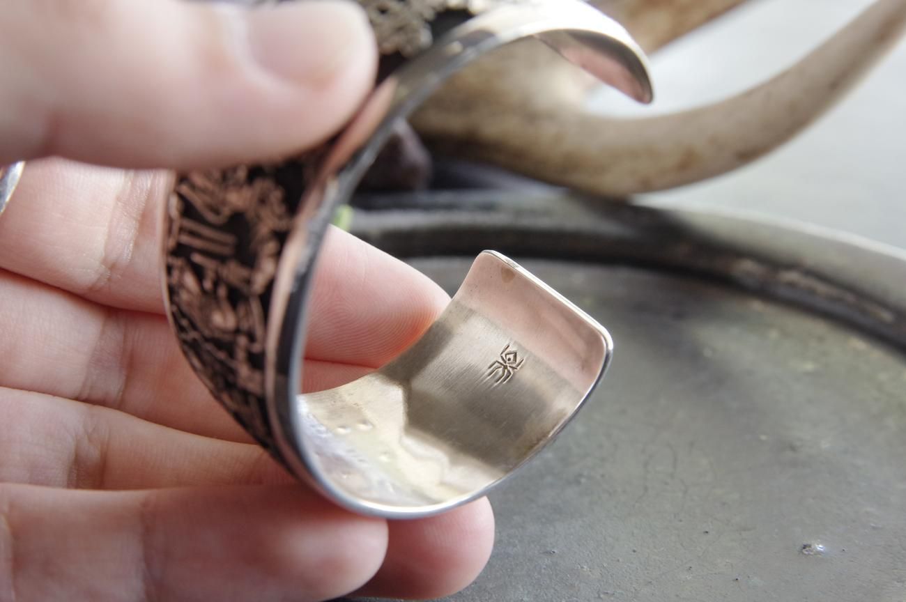 WALL -CRAFT & ANTIQUE- インディアンジュエリー / Bennett Kagenvema