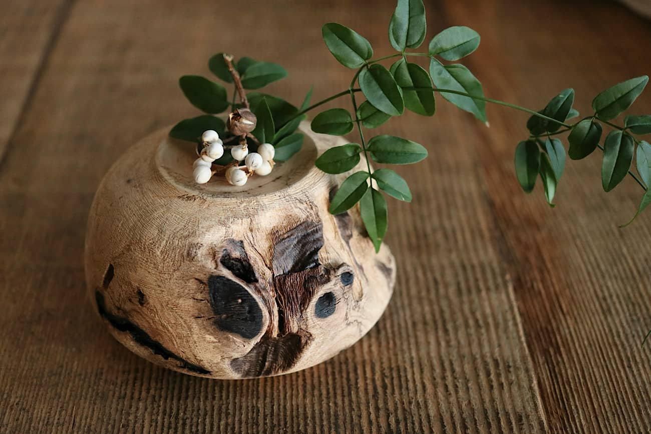 WALL -CRAFTS & ANTIQUES-