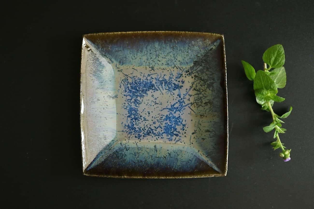 qucol lect大清雍正年製 小皿 2枚セット 風景画 陶磁器 骨董 旧家蔵出『清 粉彩観音送子図蒜頭瓶 雍正年製款 共