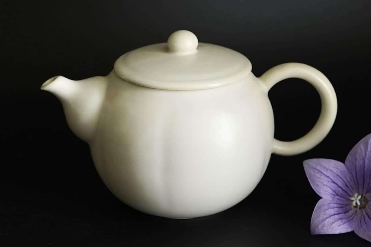 藤﨑千尋 (ヨウヨウ) - WALL -CRAFT & ANTIQUE-